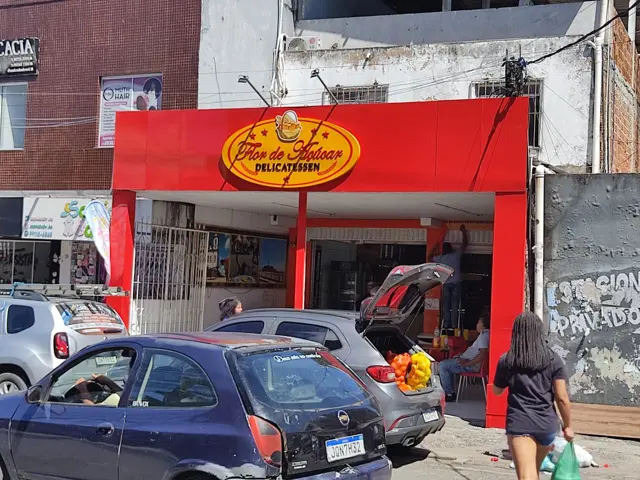 Flor de Açúcar · fachada em ACM, vista lateral